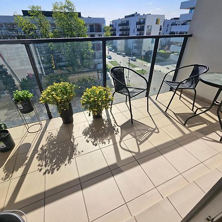 First -- Green Zoliborz Apartment 2 Varşovia Exterior foto