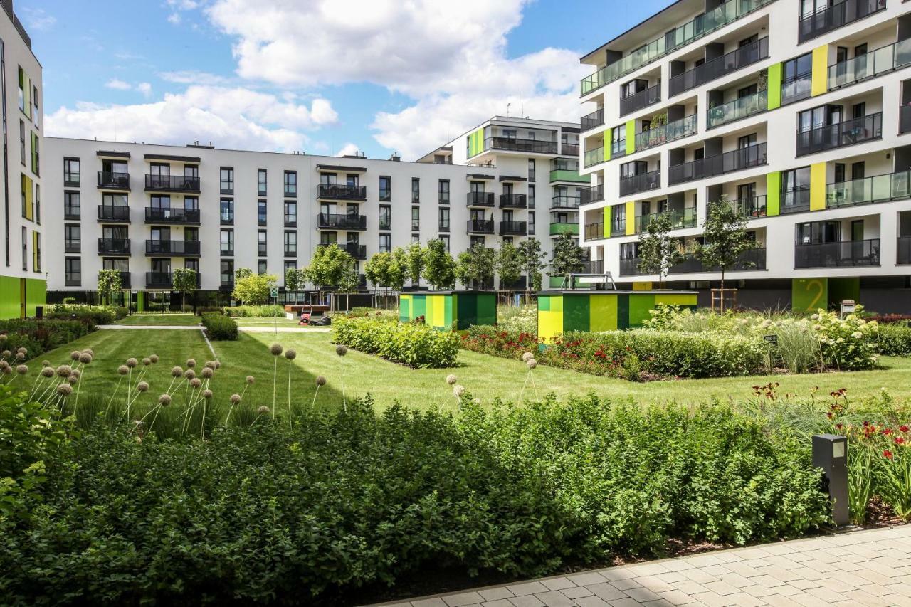 First -- Green Zoliborz Apartment 2 Varşovia Exterior foto