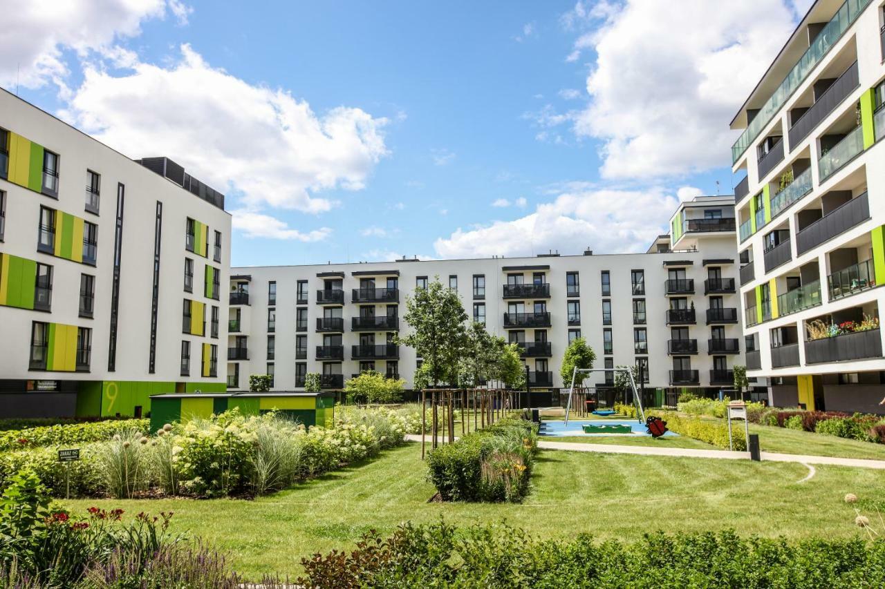 First -- Green Zoliborz Apartment 2 Varşovia Exterior foto